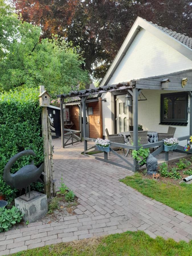 Gastenverblijf 'T Achterhoes Bellingwolde Exterior photo